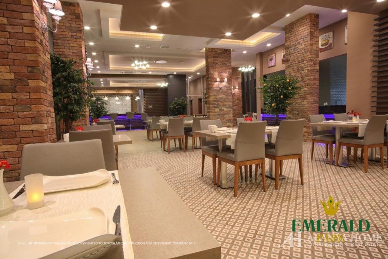 Apartment Emerald Park *